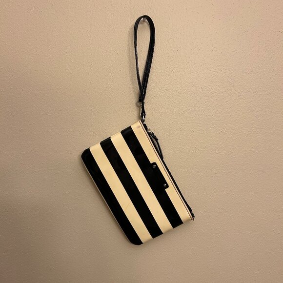 Kate Spade Lolly Penn Valley Patent Striped Wristlet Wallet Black/Cream - Picture 1 of 14